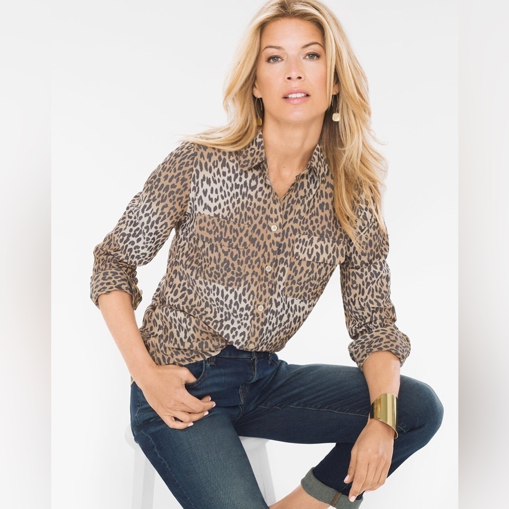 Chico's Silky Soft Animal Cheetah Print Easy Button Down Shirt NWT Size 0, Small